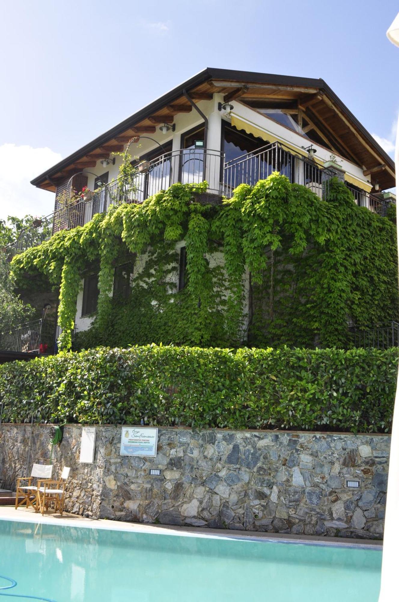 Borgo San Francesco Hotel Gioiosa Marea Bagian luar foto