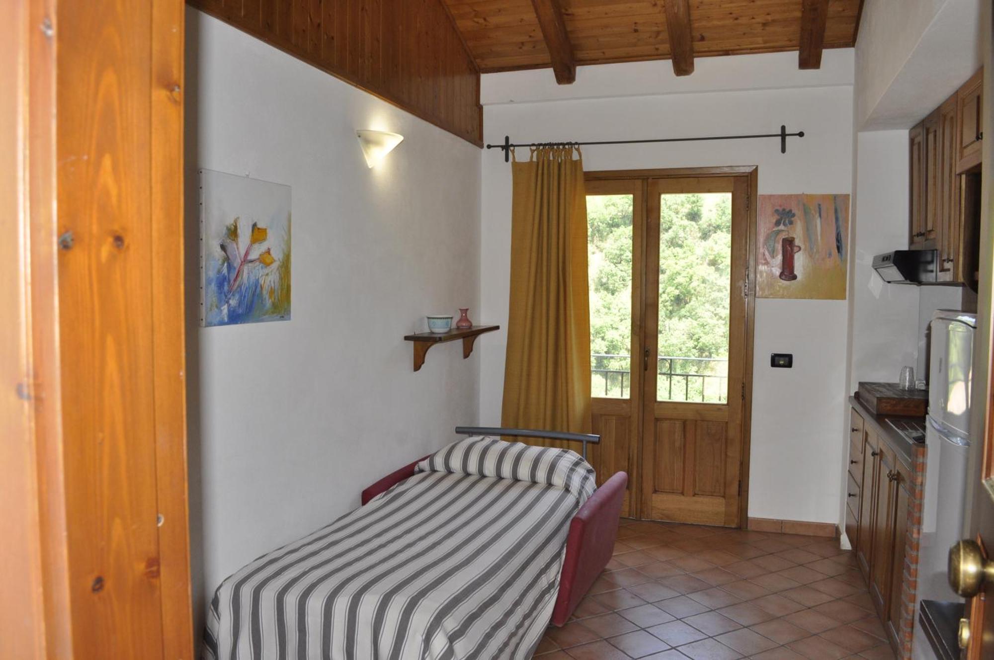 Borgo San Francesco Hotel Gioiosa Marea Ruang foto
