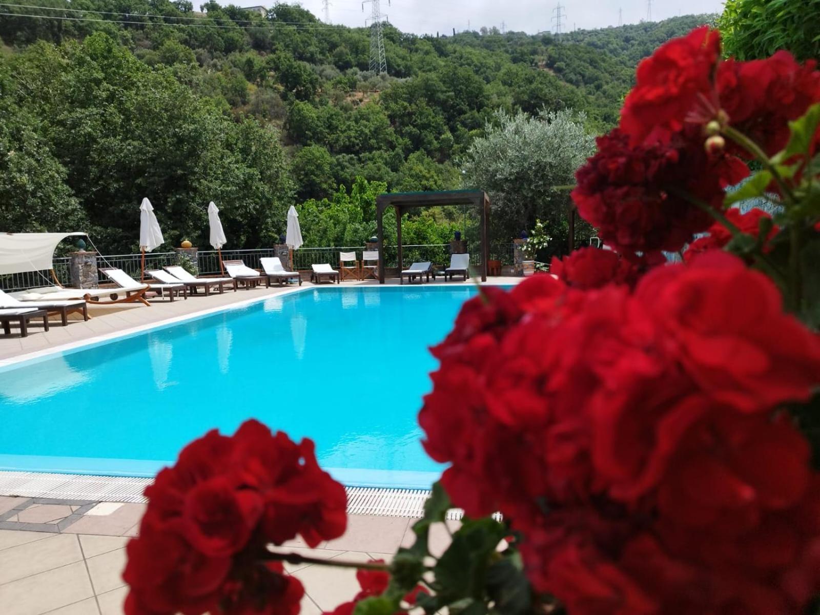 Borgo San Francesco Hotel Gioiosa Marea Bagian luar foto